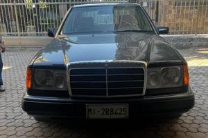Mercedes 200E