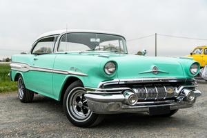 PONTIAC CHIEFTAIN 5.7 V8 - 2 DOOR HARDTOP 1957 - R