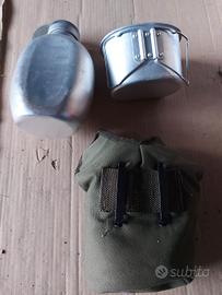 Borraccia alluminio con gavettino. Mai usata