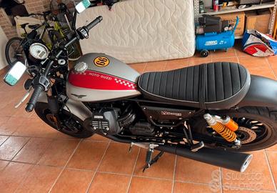 Moto Guzzi bobber V9