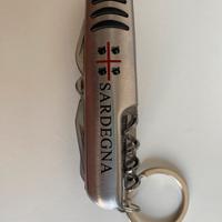 Coltello multifunzione svizzero