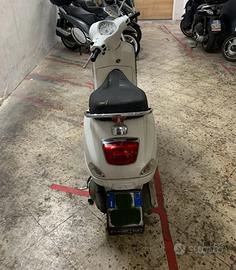 Vespa 125 LX