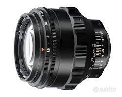Obiettivo TTARTISAN 75mm f 1.5 m42 swirly bokeh