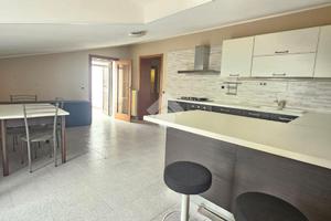 2 LOCALI A SAN VITALIANO