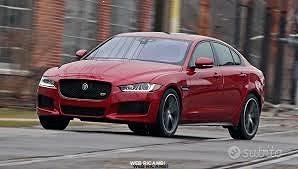 Jaguar xe musata frontale