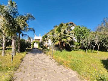 Ampia villa a 800 mt dalla spiaggia di Flumini