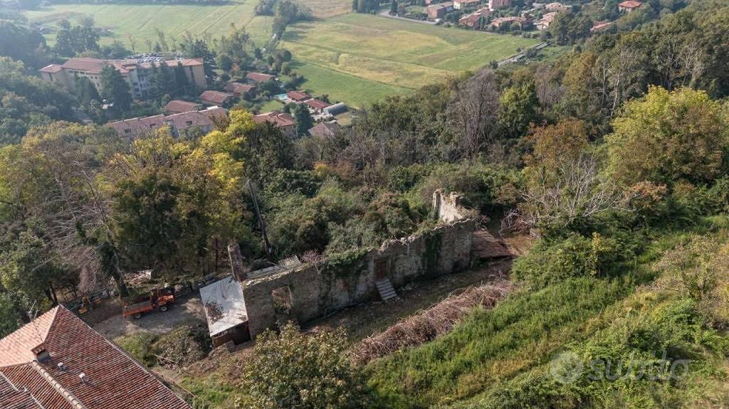 Rustico / Casale di 307 m² con 5 locali a Bergamo - Vista 3