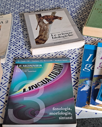 N. 8 Libri scolastici