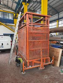 ATTREZZO - SOLLEVATORE MOBILE 12 MT