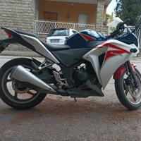 Honda CBR 250 - 2013