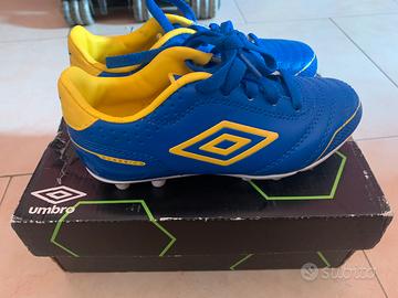 Scarpe da calcio umbro nuove  , da bambino