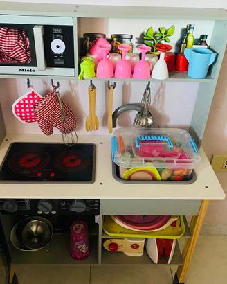 Cucina bambini MIELE  piu accessori