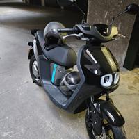 scooter Yamaha Neos patente AM