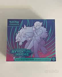 Pokemon etb Set Allenatore Avventure Insieme (IT)