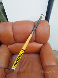 mazza da hockey su prato