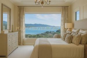 Villa di 1461 m² con più di 5 locali e box auto do