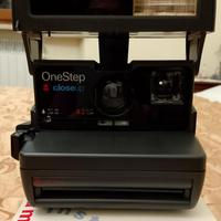 Polaroid one step close up