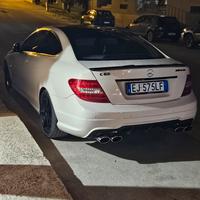 Mercedes Classe C Coupe 2011 220d 170cv automatica