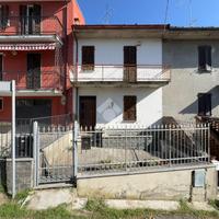 CASA SEMINDIPENDENTE A ROVESCALA