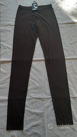 Fuseaux da donna. Marca Zuiki