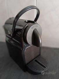 Macchina caffè De Longhi Nespresso Inissia EN 80-B