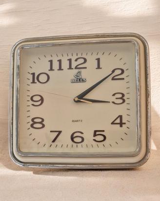 Orologio vintage da parete. 