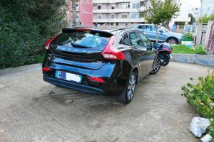 Volvo V40 d2 kinetic