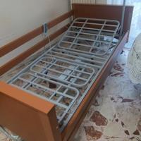 Letto elettrico + materasso antidecupito 