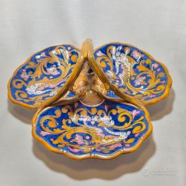 Centrotavola trilobato maiolica lustro A. Rubboli