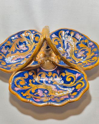 Centrotavola trilobato maiolica lustro A. Rubboli