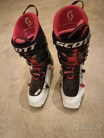 scarponi sci alpinismo donna SCOTT taglia 26,5