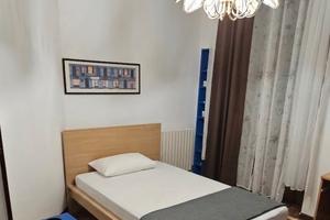 Stanza singola( per solo ragazze) Affori Centro