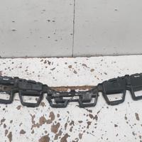 850421142R STAFFA SUPPORTO PARAURTI POST RENAULT E