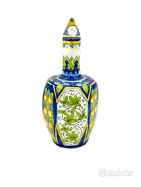 Bottiglia esagonale blu artigianale in ceramica