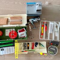 Set da pesca Mulinello+accessori galleggiant esche