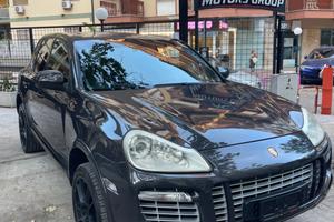 Porsche Cayenne 4.8 Turbo S