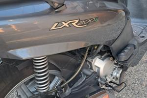 peugeot 200 lrx