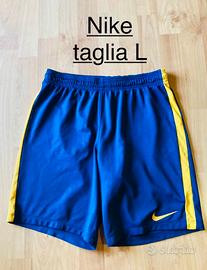 Pantaloni nike