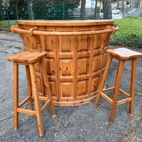 Mobile bar con sedie 