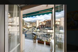 Trilocale a 200 metri da centro e mare