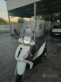 Piaggio Medley 125