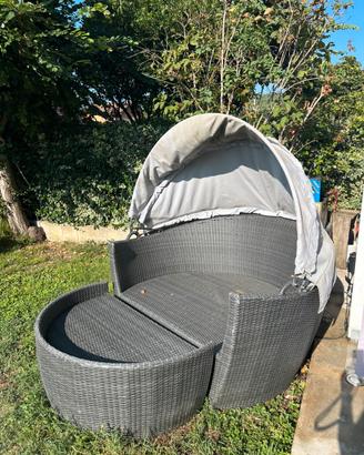 Divano grande tondo da giardino