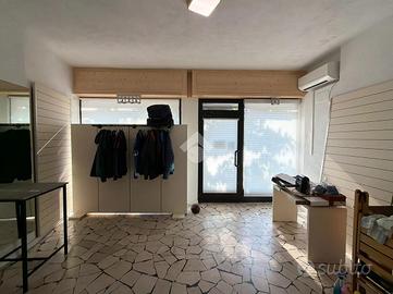 NEGOZIO A ROVERETO