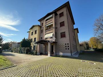 4 LOCALI A CAMPEGINE