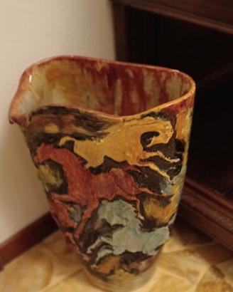 Vaso di maiolica