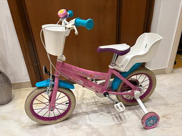 Bicicletta con rotelle