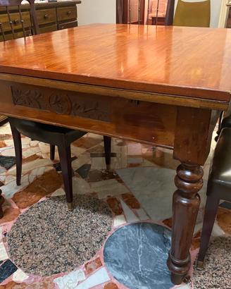 Tavolo in arte povera