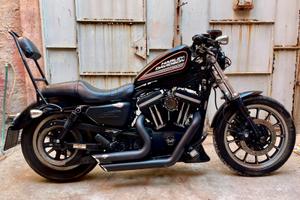 Sportster 883 r