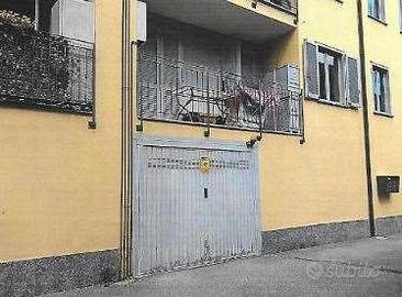 Garage a Costa Masnaga