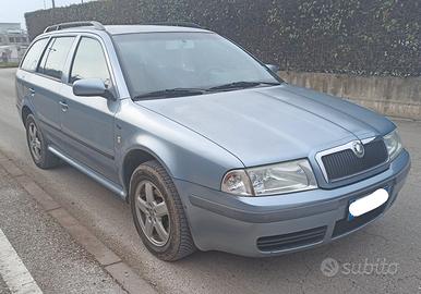 Skoda Octavia 4x4 gancio traino 